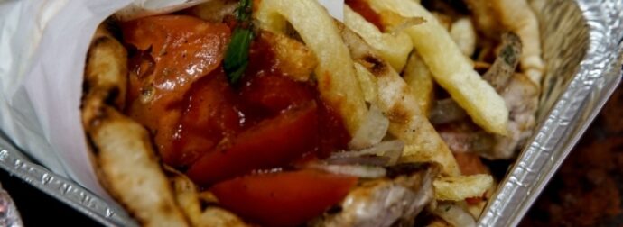 Αποκαθηλώνεται ο «βασιλιάς» του fast food:Τα φαγητά που κερδίζουν τη «μάχη» από το σουβλάκι