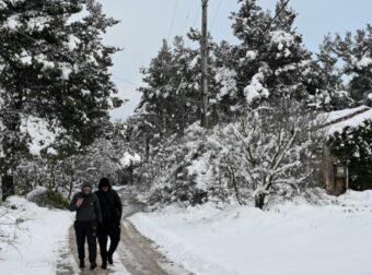 Έκτακτο δελτίο της ΕΜΥ: Έρχεται η «Barbara» με ισχυρό παγετό, θυελλώδεις ανέμους και χιόνια στα πεδινά