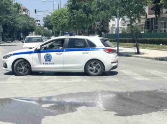 Λάρισα: Τρεις φορές πάνω από το όριο είχε πιεί ο 76χρονος που παρέσυρε και σκότωσε την 41χρονη